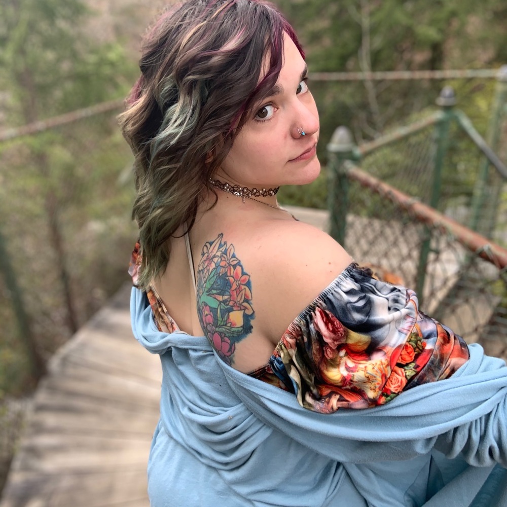 Meet your Posher, Courtney